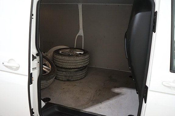Volkswagen Transporter 11 of 13