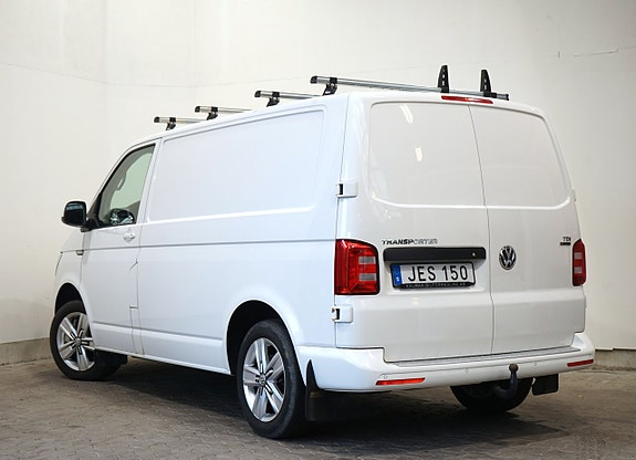 Volkswagen Transporter 3 of 5