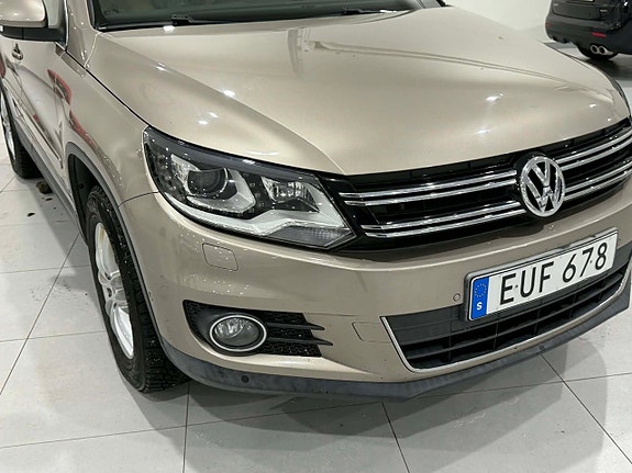 Volkswagen Tiguan 13 of 22