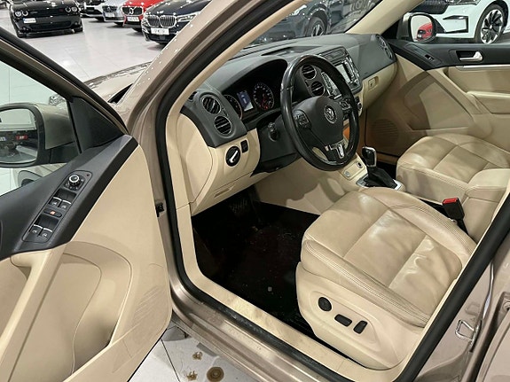 Volkswagen Tiguan 14 of 22
