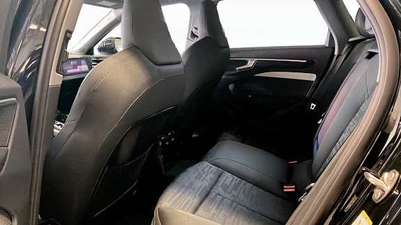 Audi A6 11 of 12