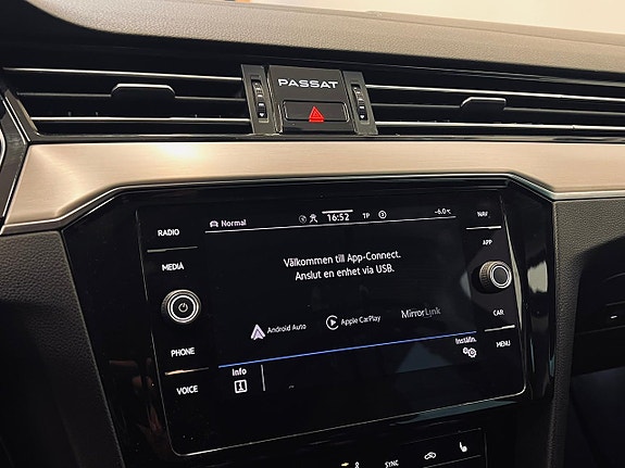Volkswagen Passat 15 of 21