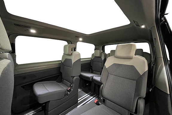Volkswagen Multivan 12 of 13
