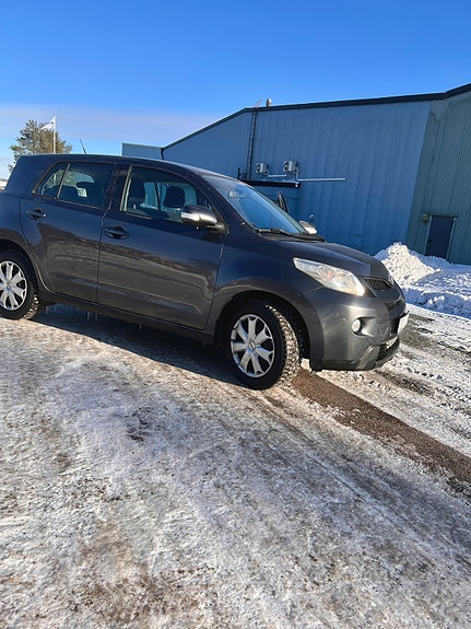 Toyota Urban Cruiser 3 of 20