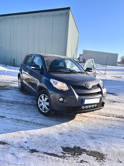 Toyota Urban Cruiser 9 of 20
