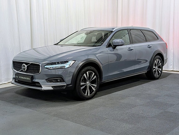 Volvo V90 Cross Country