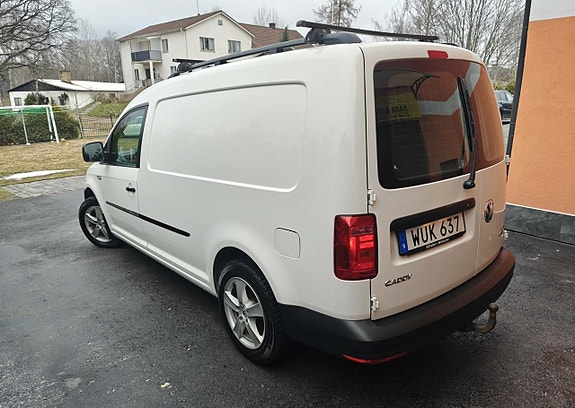 Volkswagen Caddy Maxi 2 of 5