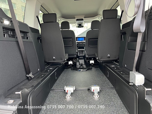 Ford Connect Tourneo 3 of 5