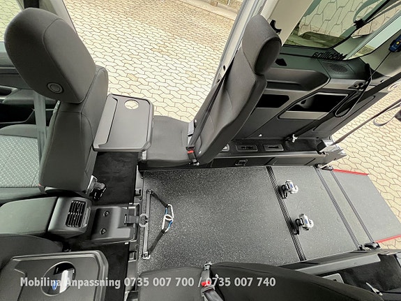 Ford Connect Tourneo 26 of 30