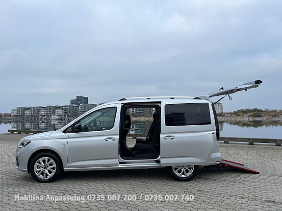 Ford Connect Tourneo 27 of 30