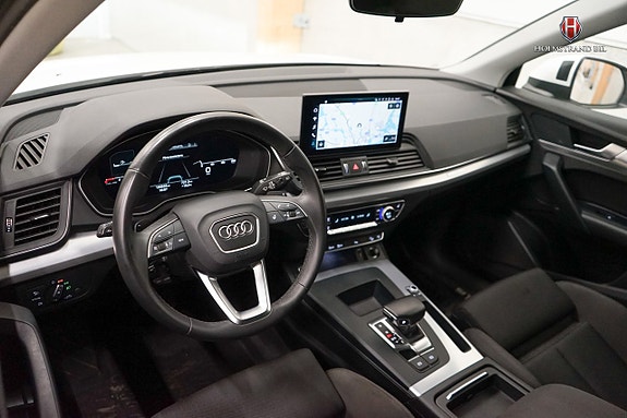 Audi Q5 8 of 24