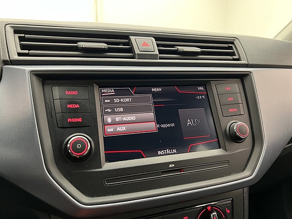Seat Arona 14 of 25
