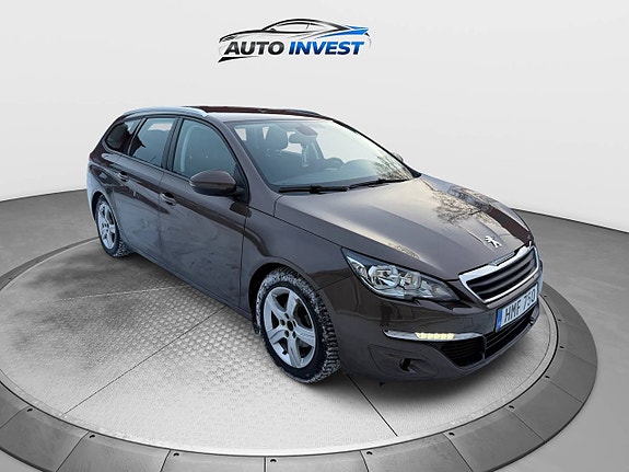 Peugeot 308 SW 3 of 5