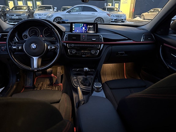 BMW 320d 24 of 27