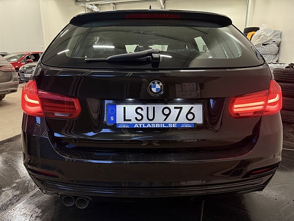 BMW 320d 4 of 27