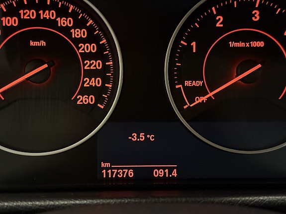 BMW 320d 12 of 27