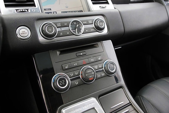 Land Rover Range Rover Sport 22 of 25
