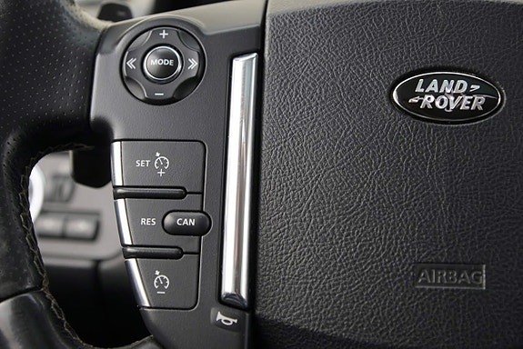 Land Rover Range Rover Sport 18 of 25