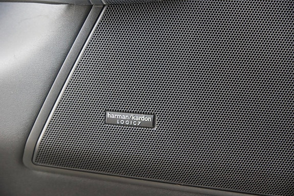 Land Rover Range Rover Sport 28 of 28