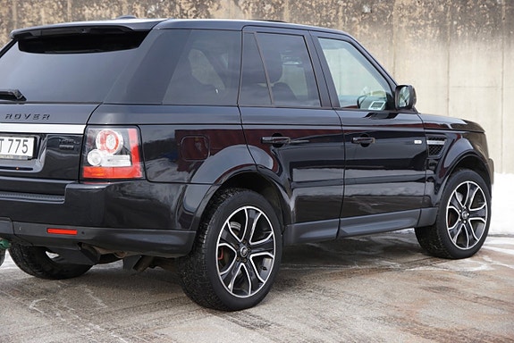 Land Rover Range Rover Sport 10 of 28