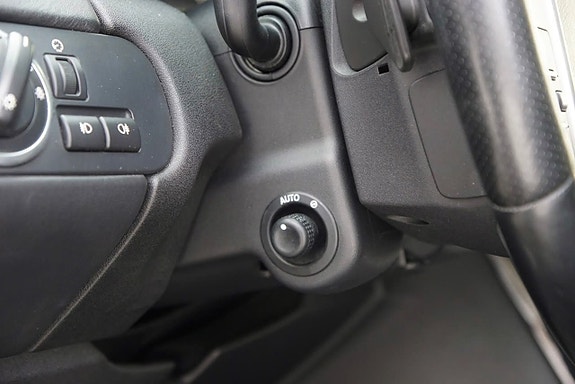 Land Rover Range Rover Sport 16 of 25