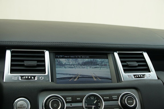 Land Rover Range Rover Sport 23 of 28