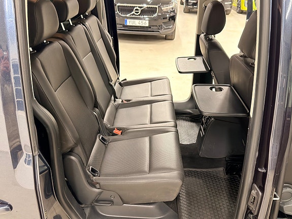 Volkswagen Caddy Maxi 13 of 19