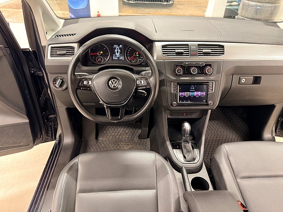 Volkswagen Caddy Maxi 14 of 19