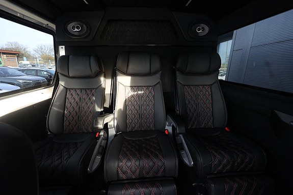 Volkswagen Crafter 11 of 19