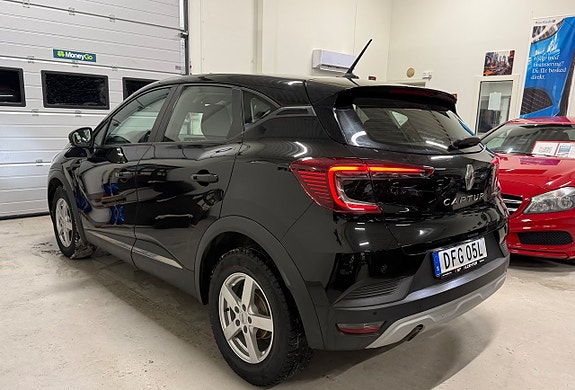 Renault Captur 4 of 5