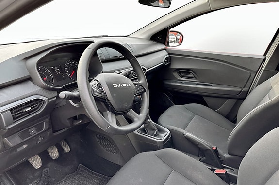 Dacia Sandero 5 of 5