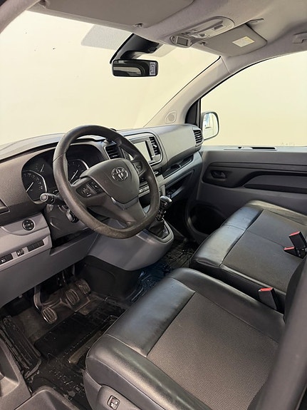 Toyota Proace 7 of 12