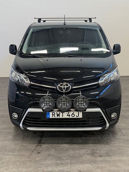 Toyota Proace 2 of 5
