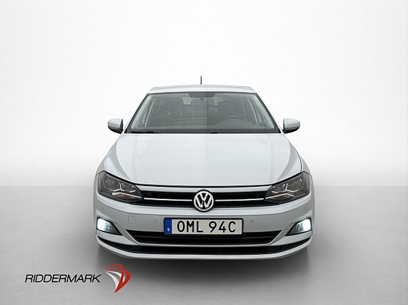 Volkswagen Polo 2 of 5