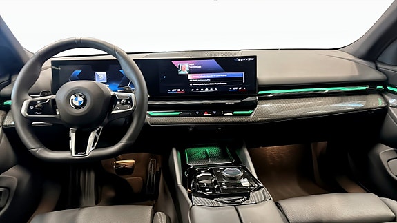 BMW 520 4 of 5
