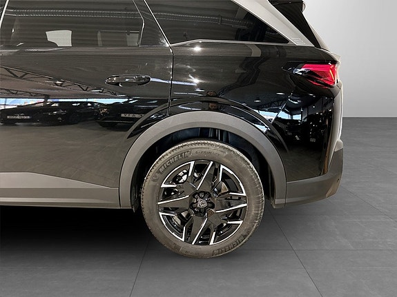 Peugeot 5008 14 of 15