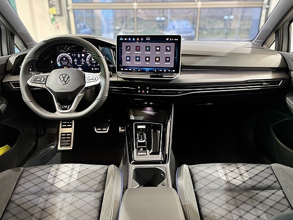 Volkswagen Golf I 8 of 17