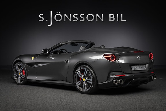 Ferrari Portofino 4 of 5