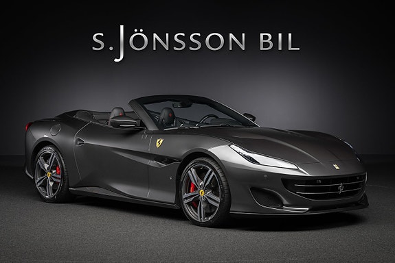 Ferrari Portofino 3 of 5