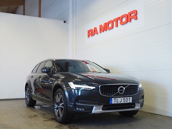 Volvo V90 Cross Country