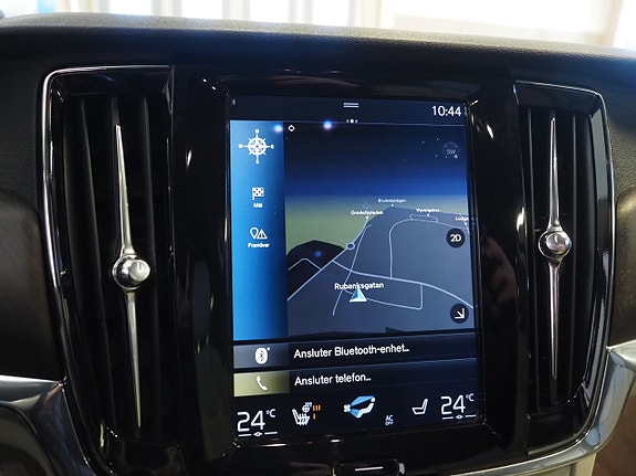 Volvo V90 Cross Country 23 of 26