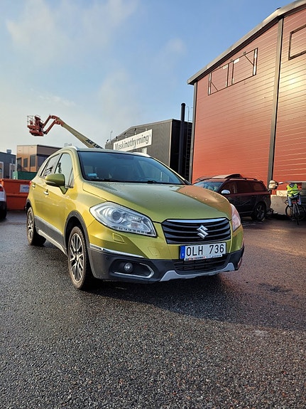 Suzuki S-Cross