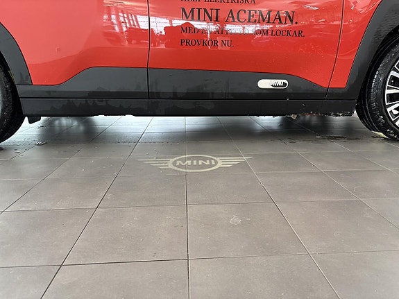 MINI Aceman E 15 of 16