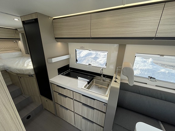 Adria COMPACT DL 60Y - Fiat MultiJet3 140HP (103kW) 35L 9 of 18