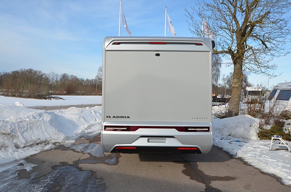 Adria COMPACT DL 60Y - Fiat MultiJet3 140HP (103kW) 35L 5 of 18