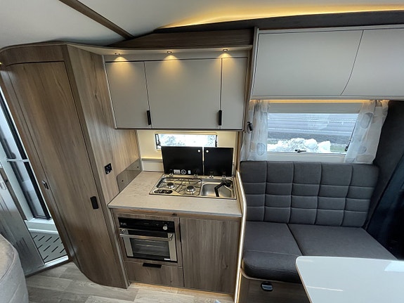 Kabe TRAVEL MASTER NOVUM N720 LXL 12 of 21