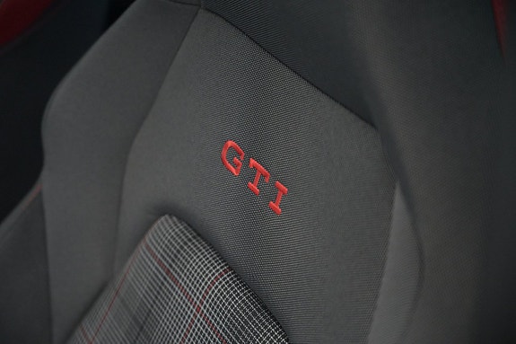 Volkswagen Golf I 23 of 28