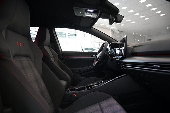 Volkswagen Golf I 24 of 28