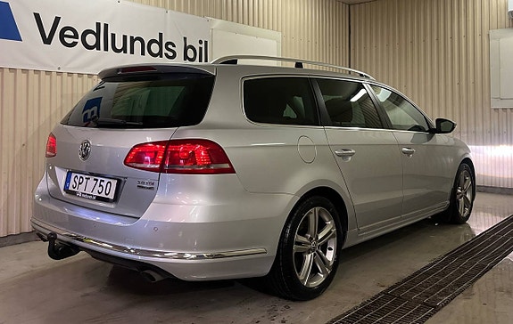 Volkswagen Passat 3 of 5