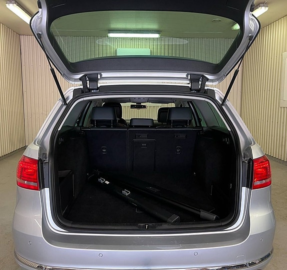 Volkswagen Passat 8 of 20